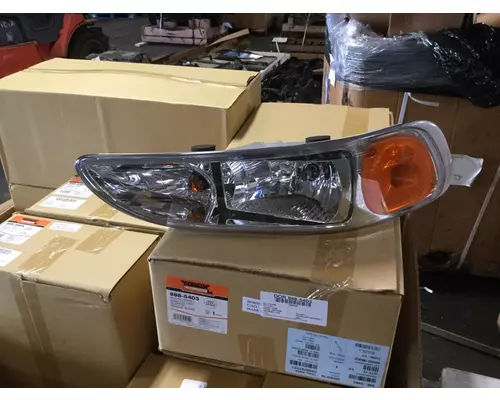 PETERBILT 386 2005-2015 HEADLAMP ASSEMBLY