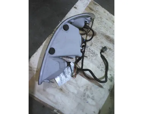 PETERBILT 386 2005-2015 HEADLAMP ASSEMBLY