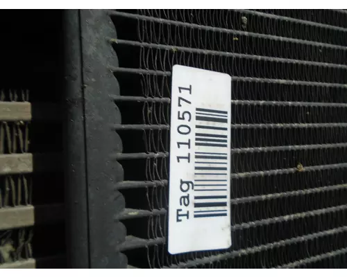 PETERBILT 386_40907 AC Condenser