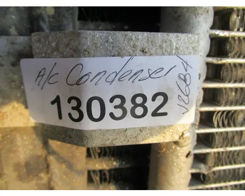 PETERBILT 386_40907 AC Condenser