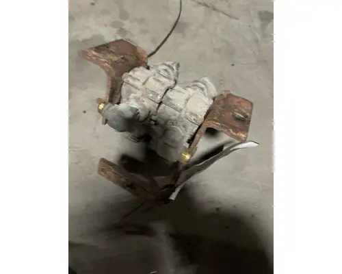PETERBILT 386 944 Brake Valves