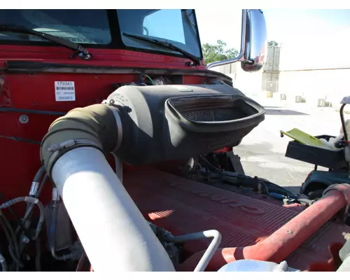 PETERBILT 386 AIR CLEANER