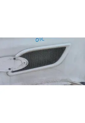 PETERBILT 386 AIR INTAKE LOUVER/COVER