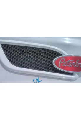 PETERBILT 386 AIR INTAKE LOUVER/COVER