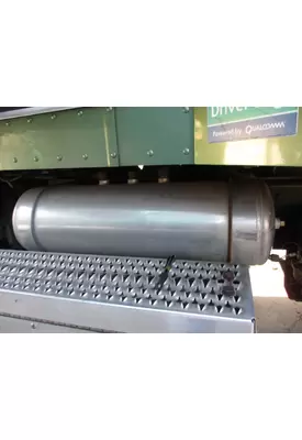 PETERBILT 386 AIR TANK