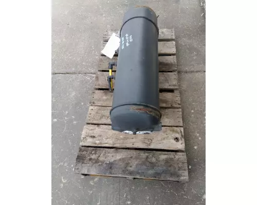 PETERBILT 386 AIR TANK