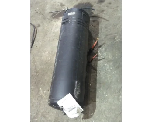 PETERBILT 386 AIR TANK