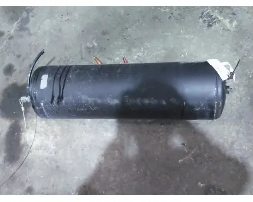 PETERBILT 386 AIR TANK