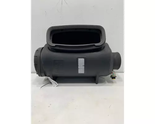 PETERBILT 386 Air Cleaner