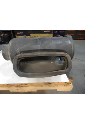 PETERBILT 386 Air Cleaner