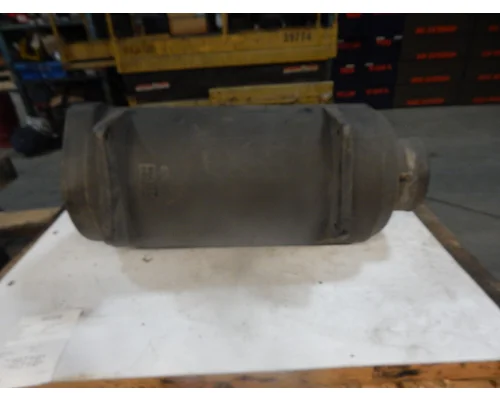PETERBILT 386 Air Cleaner