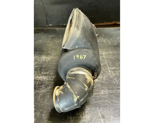 PETERBILT 386 Air Cleaner