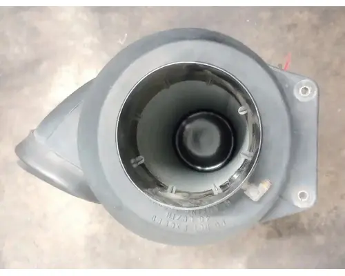 PETERBILT 386 Air Cleaner