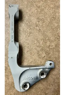 PETERBILT 386 Air Deflector