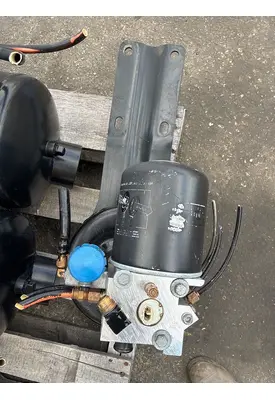 PETERBILT 386 Air Drier