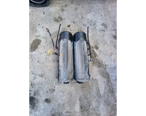 PETERBILT 386 Air Tank