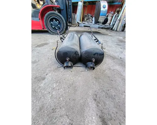 PETERBILT 386 Air Tank