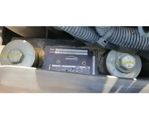 PETERBILT 386 Auxillary Power Unit