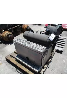 PETERBILT 386 BATTERY BOX