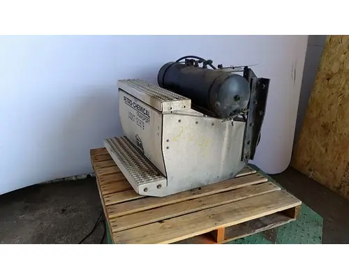 PETERBILT 386 BATTERY BOX