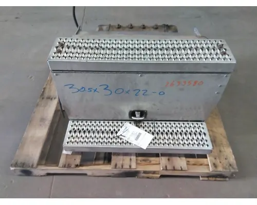 PETERBILT 386 BATTERY BOX