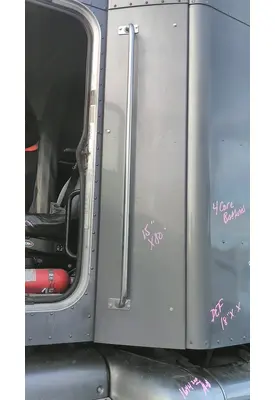 PETERBILT 386 BODY PARTS, MISC.