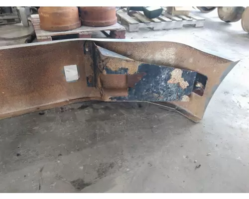 PETERBILT 386 BUMPER ASSEMBLY, FRONT