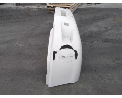 PETERBILT 386 BUMPER ASSEMBLY, FRONT