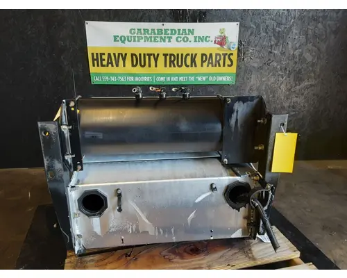 PETERBILT 386 Battery BoxTray