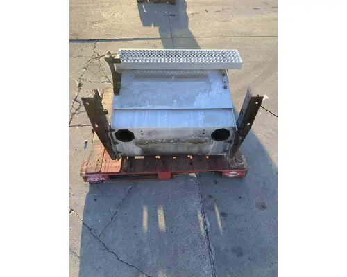 PETERBILT 386 Battery Box
