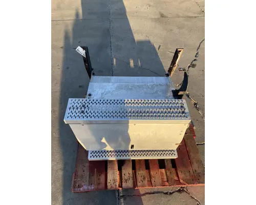 PETERBILT 386 Battery Box