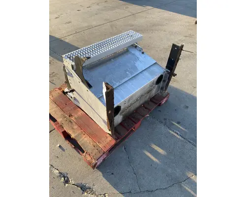 PETERBILT 386 Battery Box