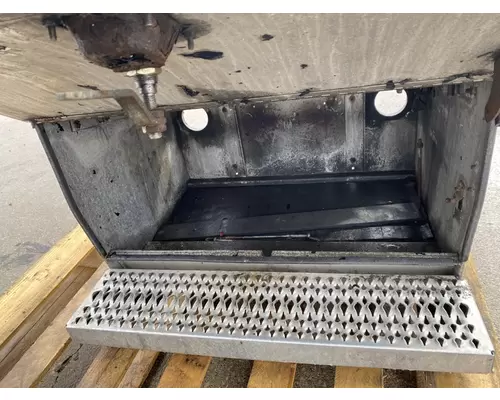 PETERBILT 386 Battery Box