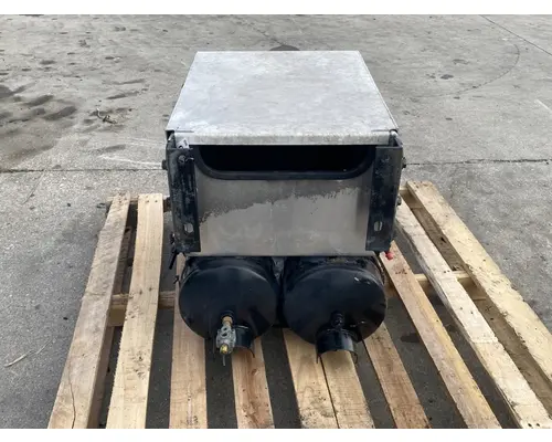 PETERBILT 386 Battery Box