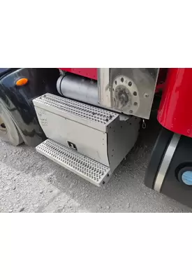 PETERBILT 386 Battery Box