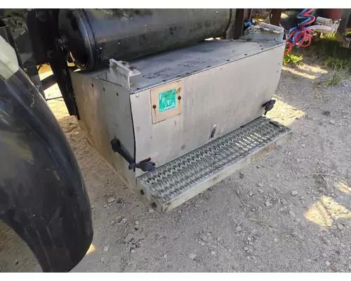 PETERBILT 386 Battery Box