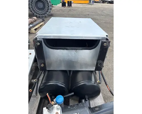 PETERBILT 386 Battery Box