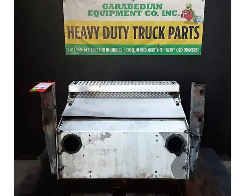 PETERBILT 386 Battery Boxes