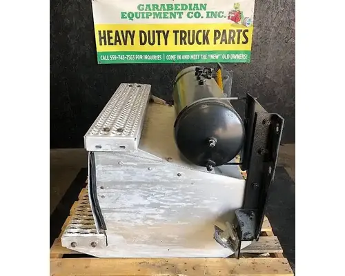 PETERBILT 386 Battery Boxes