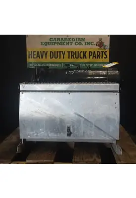 PETERBILT 386 Battery Boxes