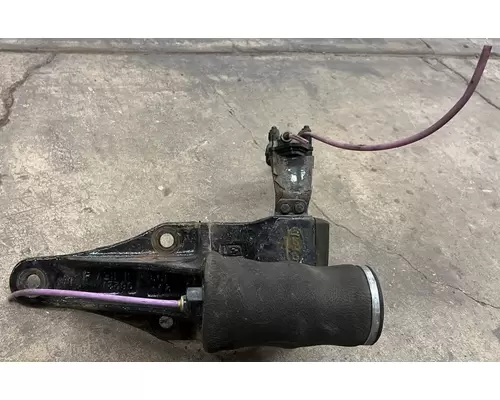 PETERBILT 386 Brackets, Misc.