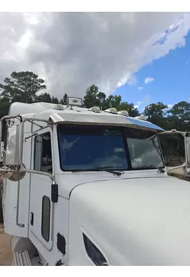 PETERBILT 386 CAB CLIP