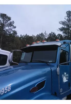 PETERBILT 386 CAB CLIP