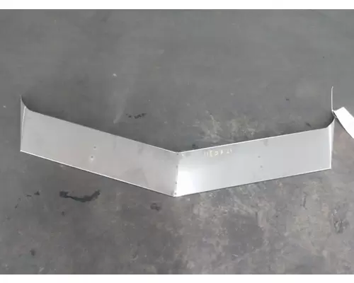 PETERBILT 386 CAB CLIP