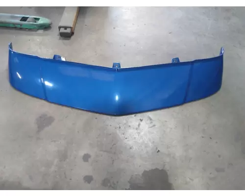 PETERBILT 386 CAB CLIP