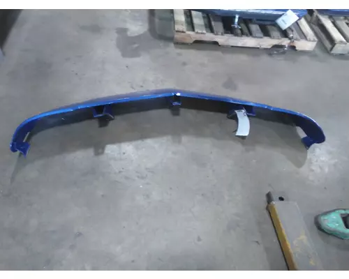 PETERBILT 386 CAB CLIP