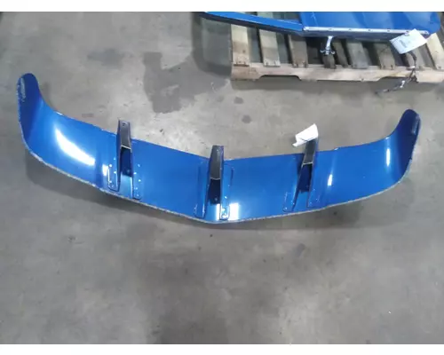 PETERBILT 386 CAB CLIP