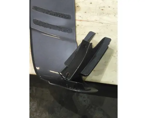 PETERBILT 386 CAB CLIP