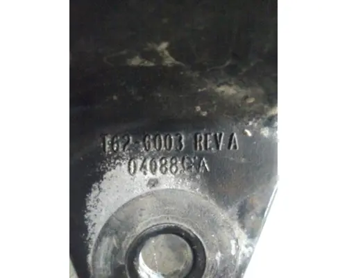 PETERBILT 386 CAB MOUNT,BRACKET