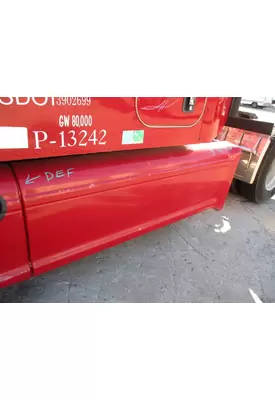 PETERBILT 386 CAB SKIRT/SIDE FAIRING
